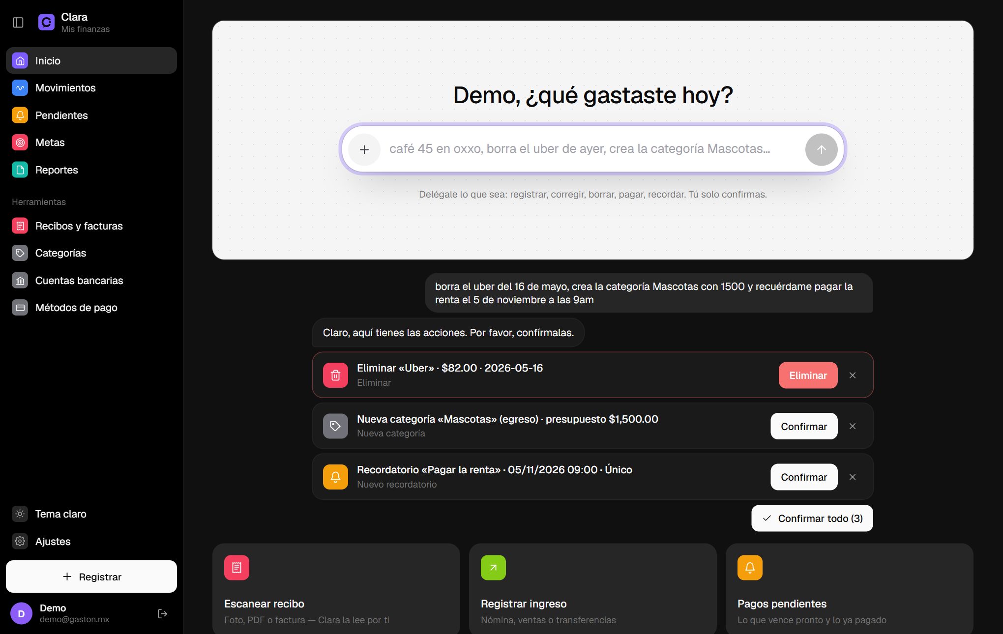 Clara propone borrar un gasto, crear una categoría y un recordatorio; el usuario confirma cada tarjeta